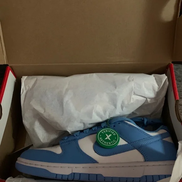 I am selling unworn brand new unc dunks Nike Dunk Low “UNC” (2021) main image 2